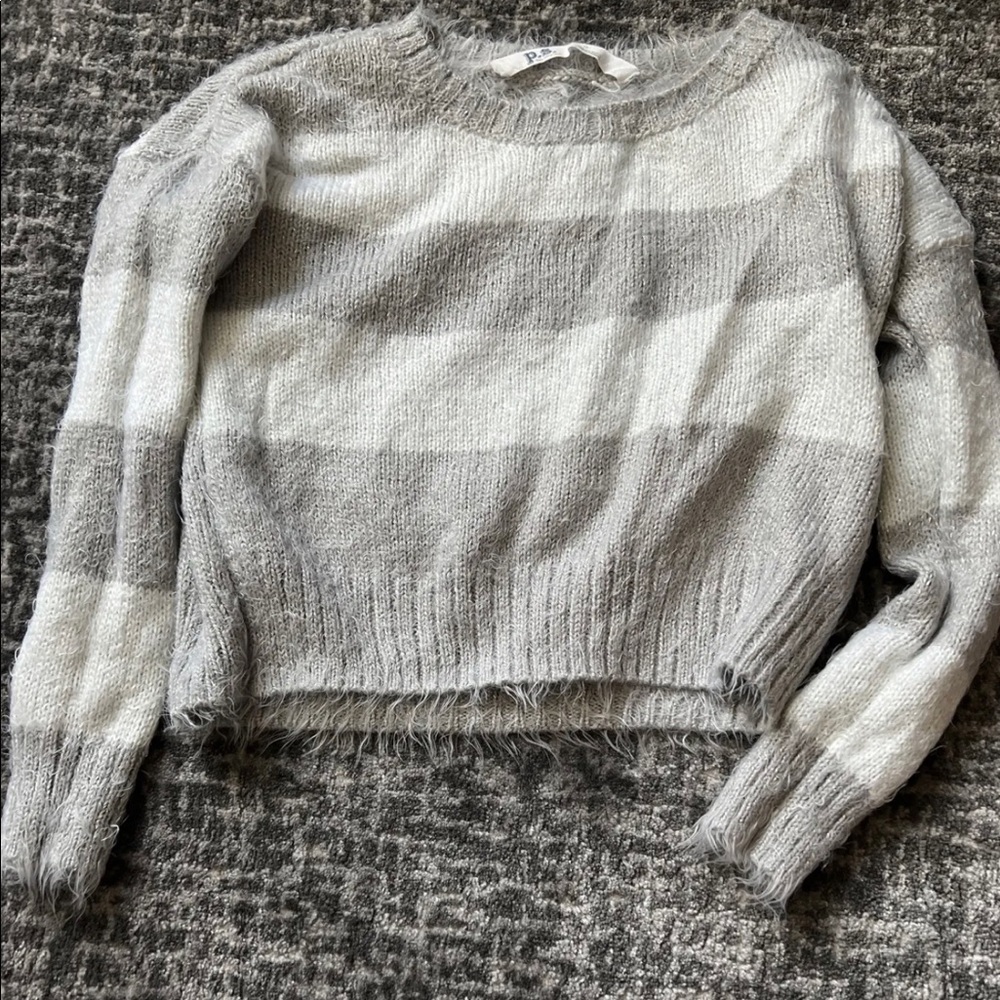 p.s. Girls sweater -size 5